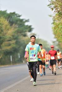 BIB: 4679
                            <button type="button" onclick="openModal(10180787)" class="btn btn-primary btn-sm float-right btn-popup" data-toggle="modal" data-target=".modal-high-quality">
                        <i class="fas fa-shopping-cart"></i> Add to Cart
                    </button>
                                            <button type="button" onclick="isThisMe(10180787, true)" class="btn btn-success btn-sm float-right btn-popup btn-isme hidden" data-toggle="tooltip" data-placement="bottom" title="นี่คือรูปของคุณใช่ไหม คลิกที่นี่เพื่อเอาเข้าอัลบั้ม">
                        <i class="fas fa-plus"></i> Add to album
                    </button>
                    <button type="button" onclick="isThisMe(10180787, false)" class="btn btn-warning btn-sm float-right btn-popup btn-isnotme hidden">
                        <i class="fas fa-ban"></i> Remove from album
                    </button>